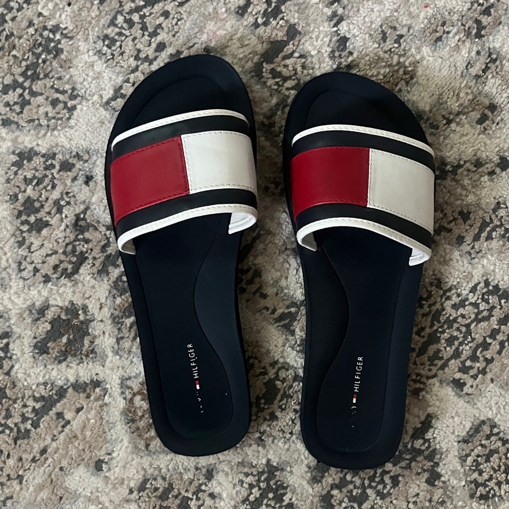 Tommy Hilfiger Black, Red, and White Slide Sandals